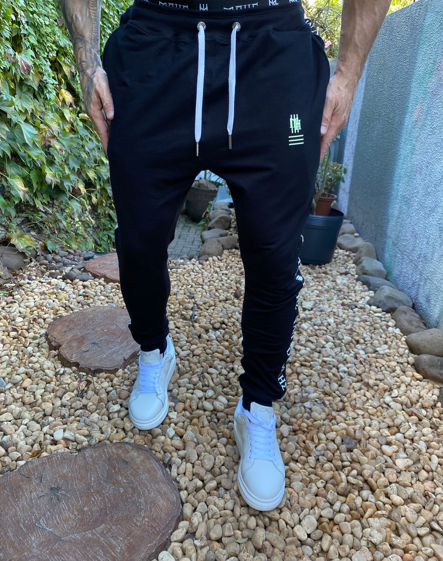 Calça Mahe Moletom Harlem Black
