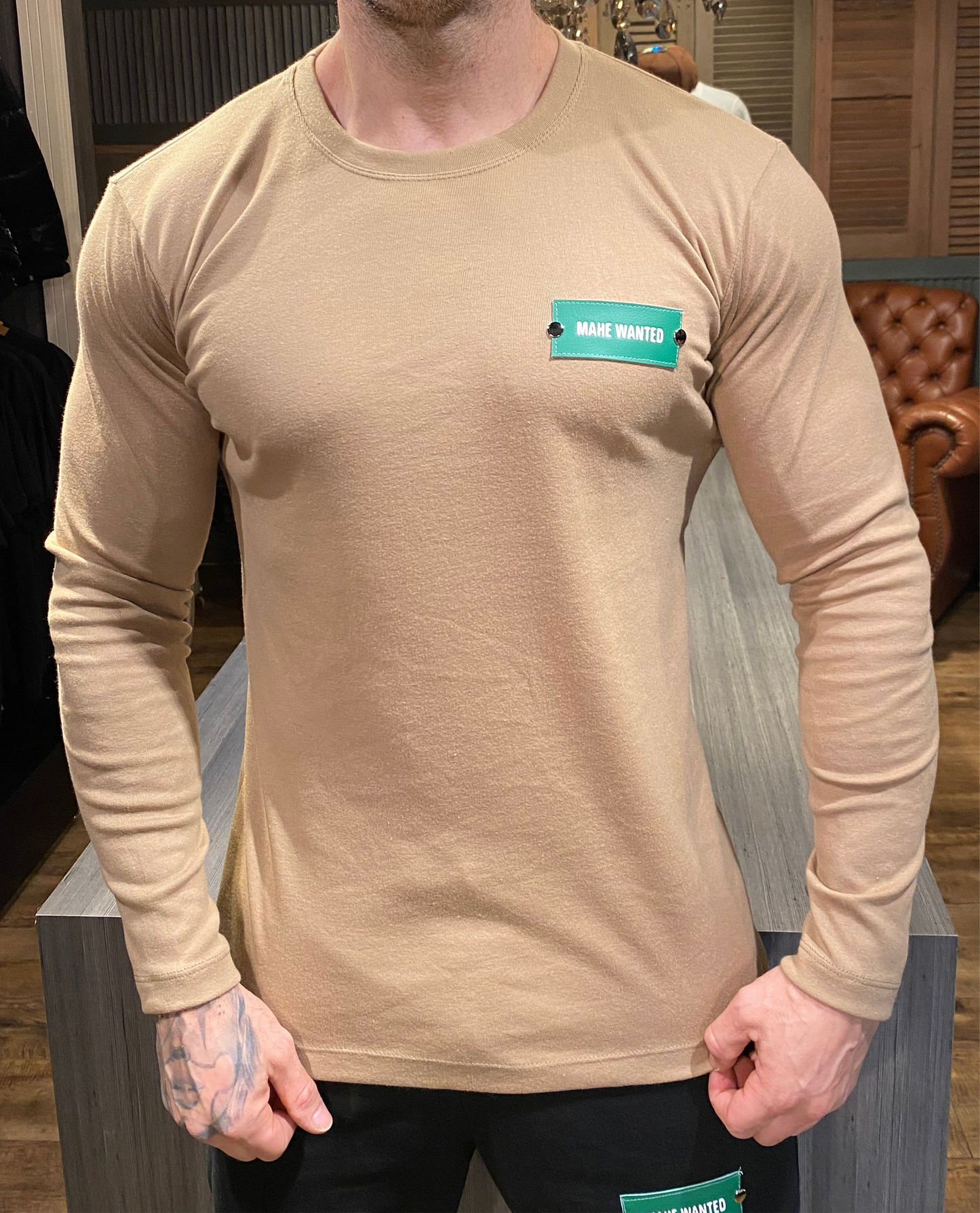 Camiseta Mahe Manga Longa Monâco Caramelo