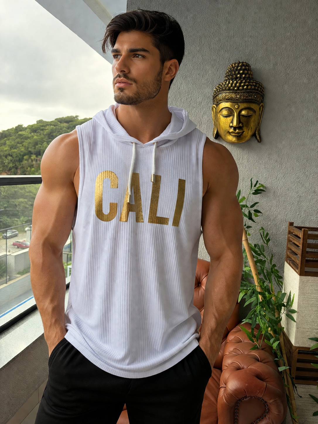 Regata Cali Golden Hood branca com capuz - foto 4 de 16