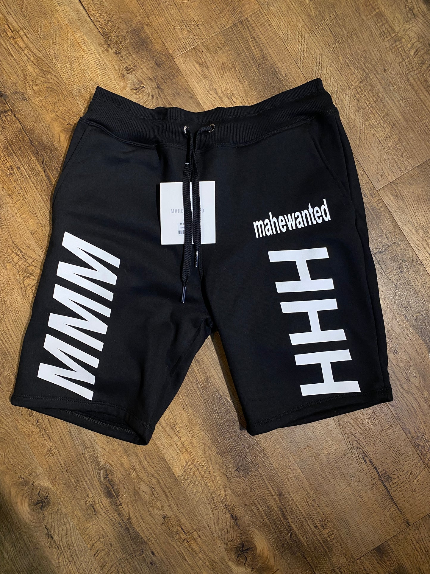 Bermuda Mahe Beverly Black