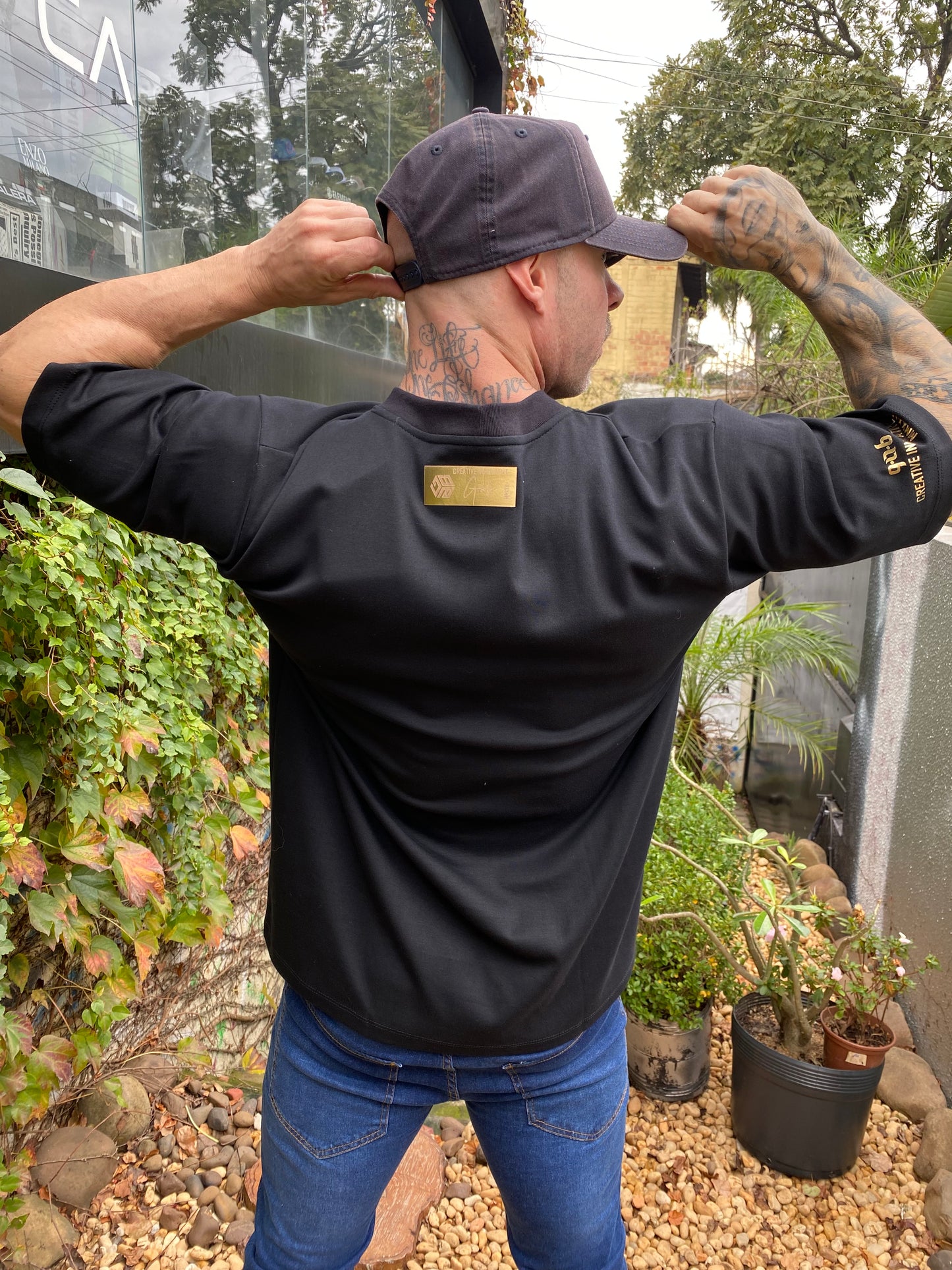 Camiseta Oversized GAB Black Gold