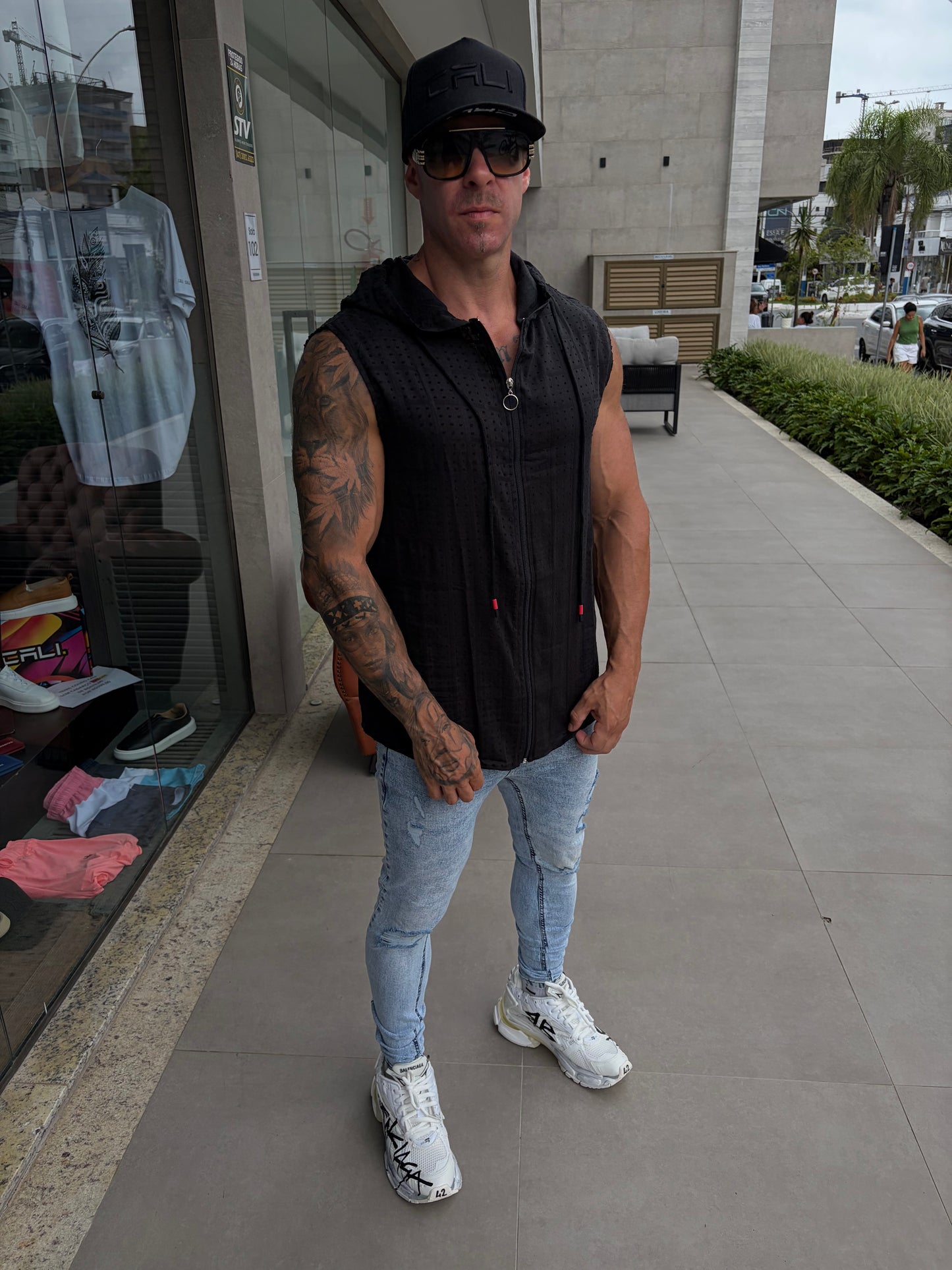 Regata Capuz Ibiza Black com ziper