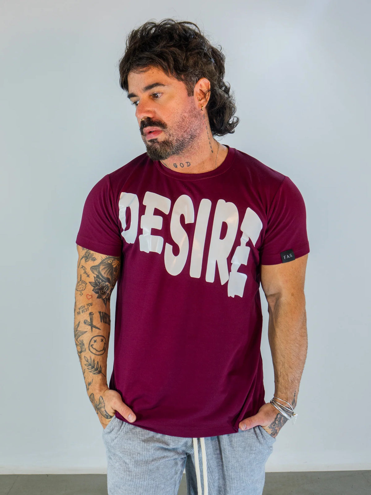Camiseta Desire Bold - Bordô