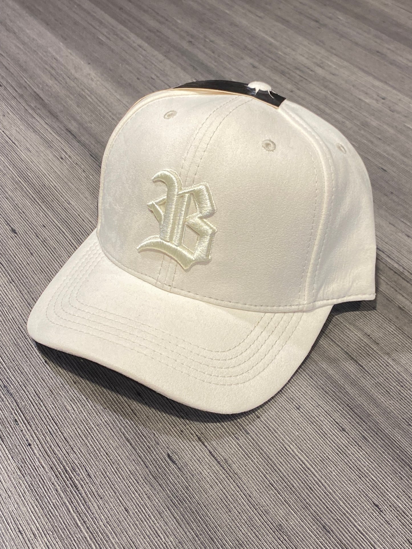 Boné Snapback Suede Off White 2.0