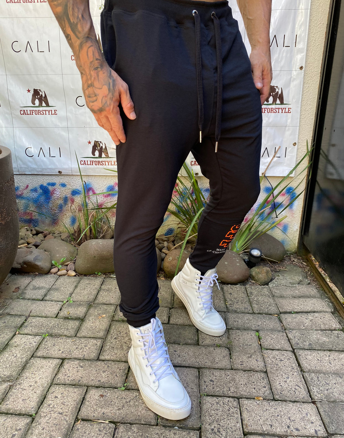 Calça Mahe skinny Zurique preta - foto 4 de 7