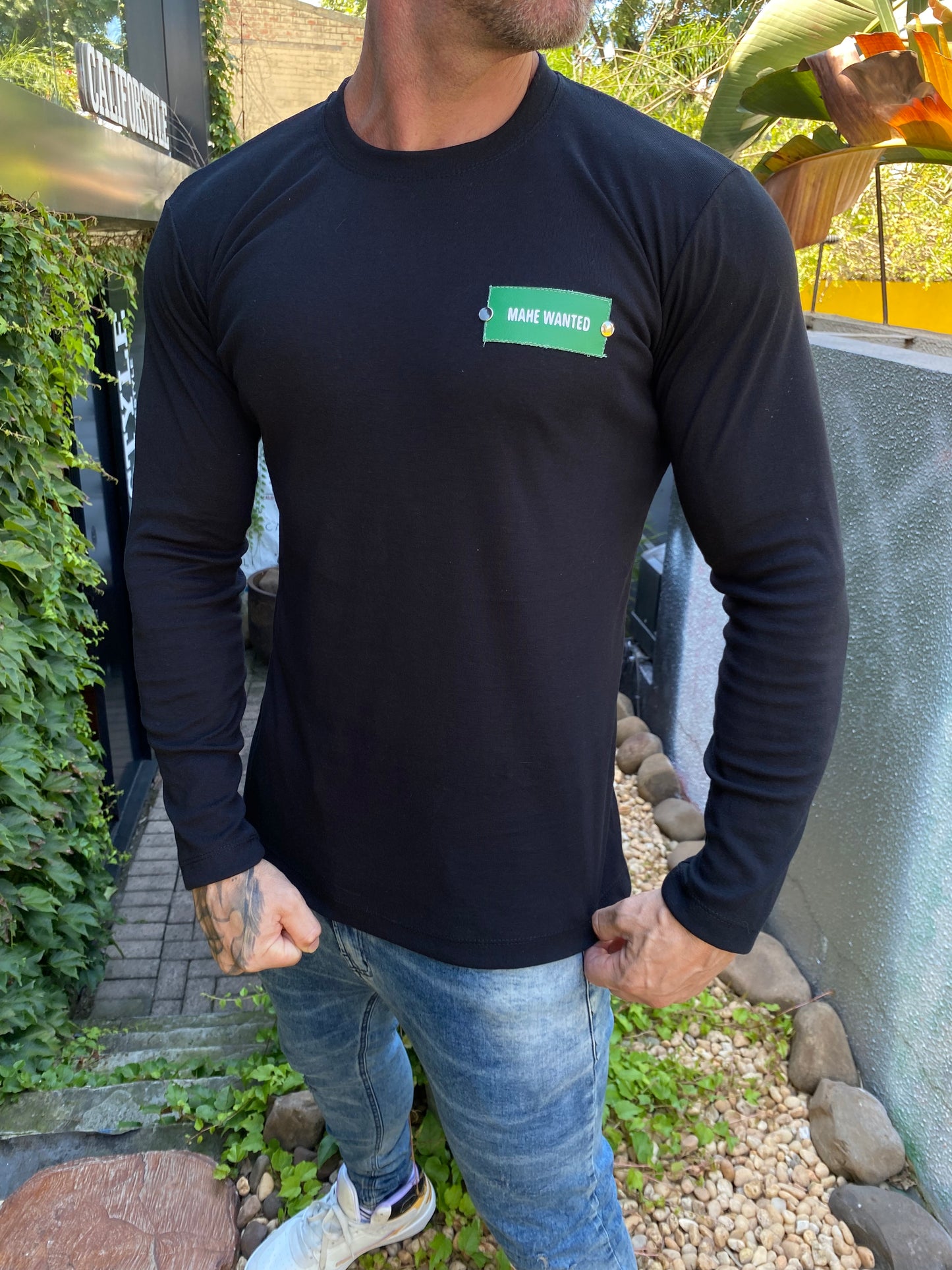 Camiseta Mahe Manga Longa Mônaco