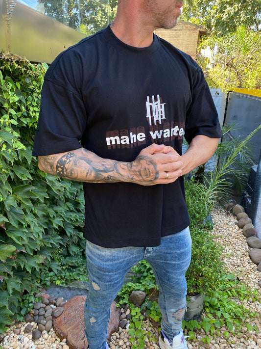 Camiseta Oversized Mahe Black White