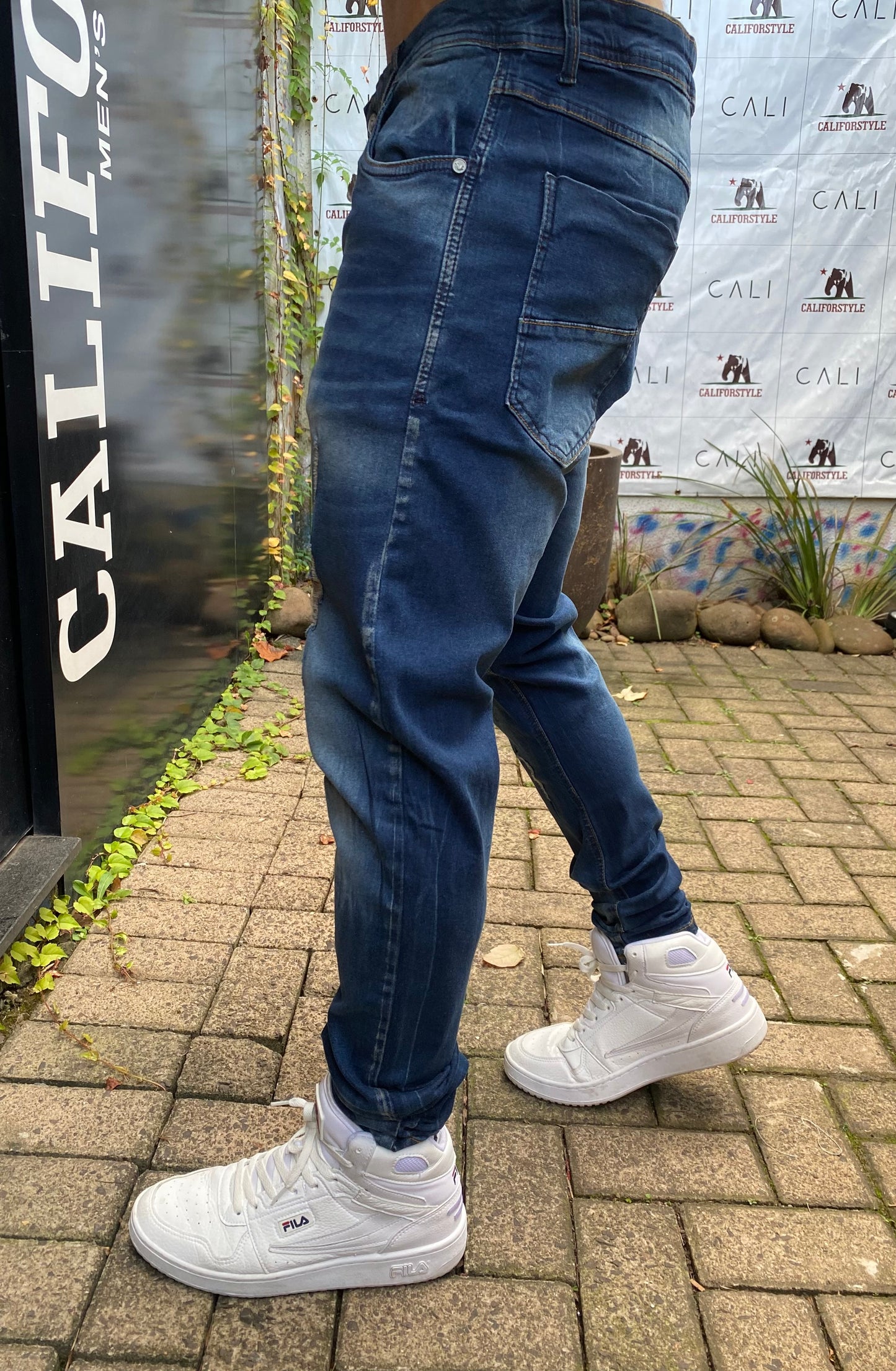 Calça Jeans Skinny Destroyer