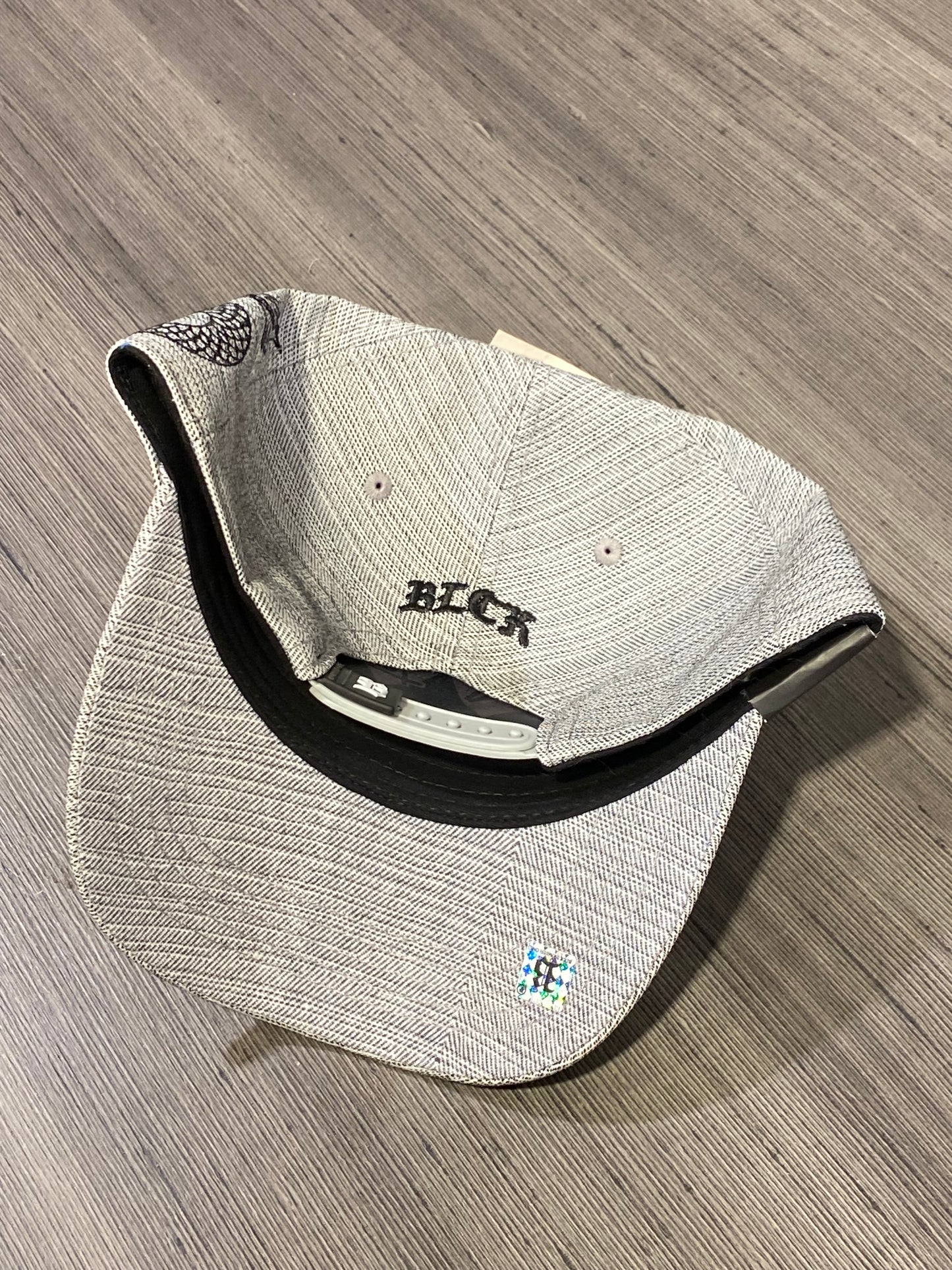 Boné Snapback Dragon Fire Cinza