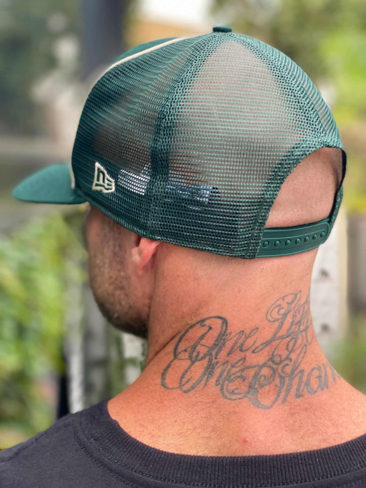 Boné New Era Trucker Green