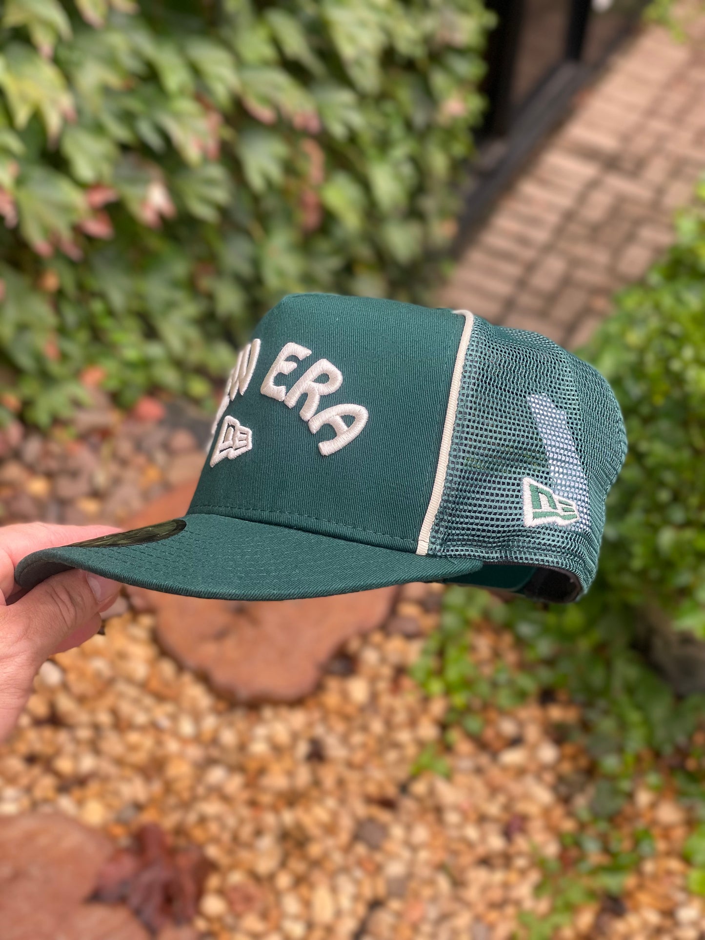 Boné New Era Trucker Green