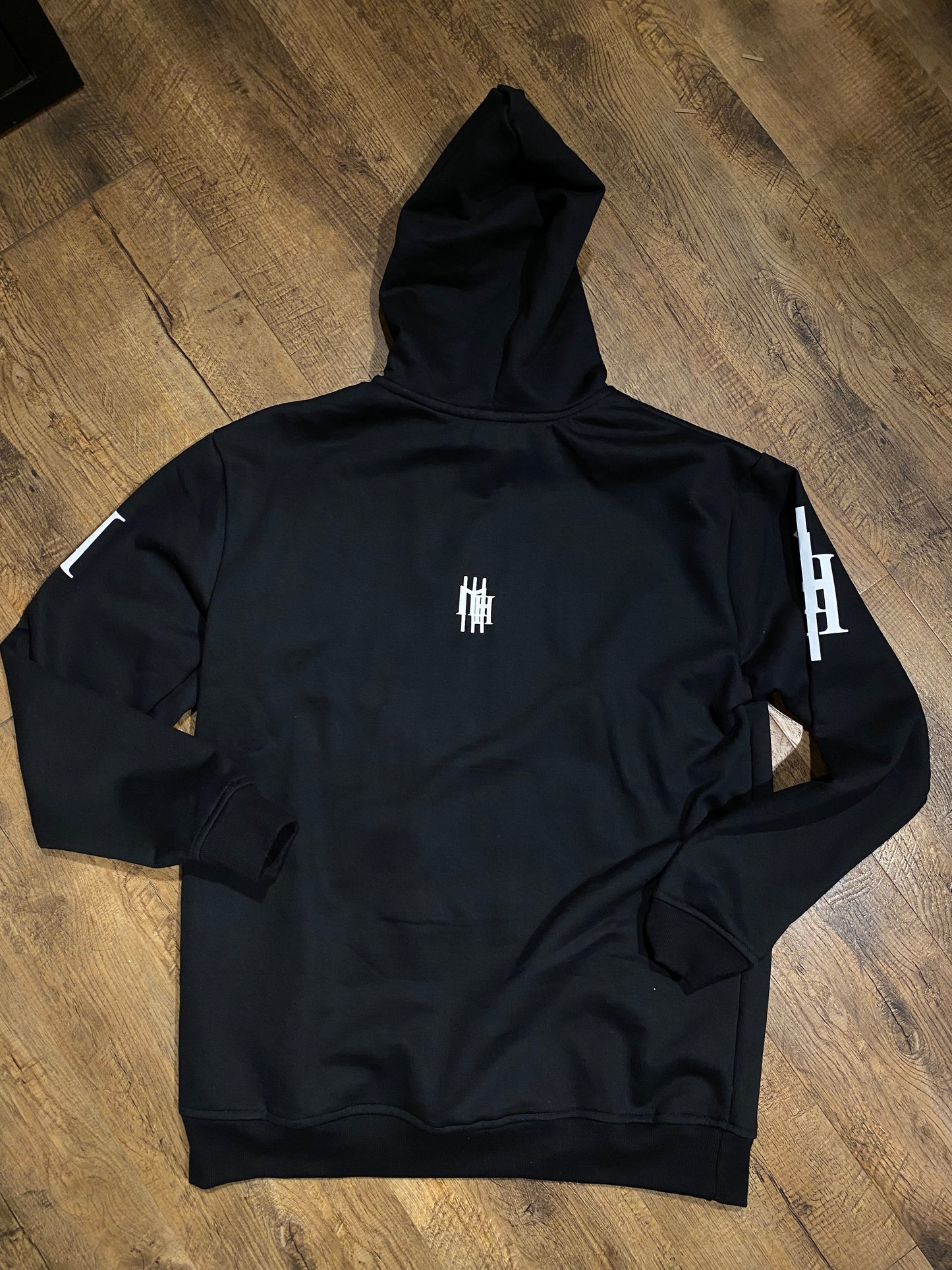 Moletom Canguru Mahe Black Red - LANÇAMENTO EXCLUSIVO