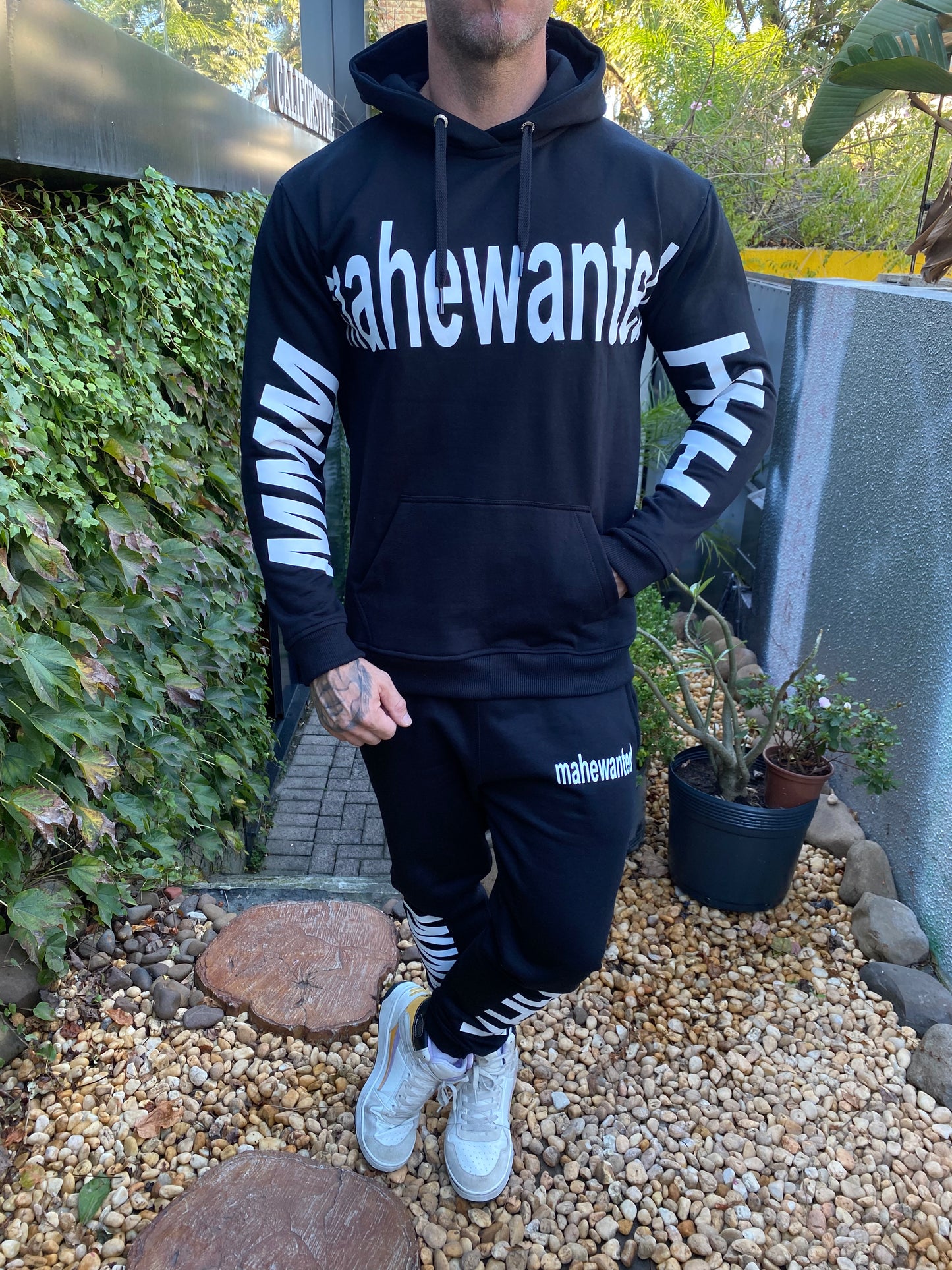 Conjunto Moletom Mahe Black White