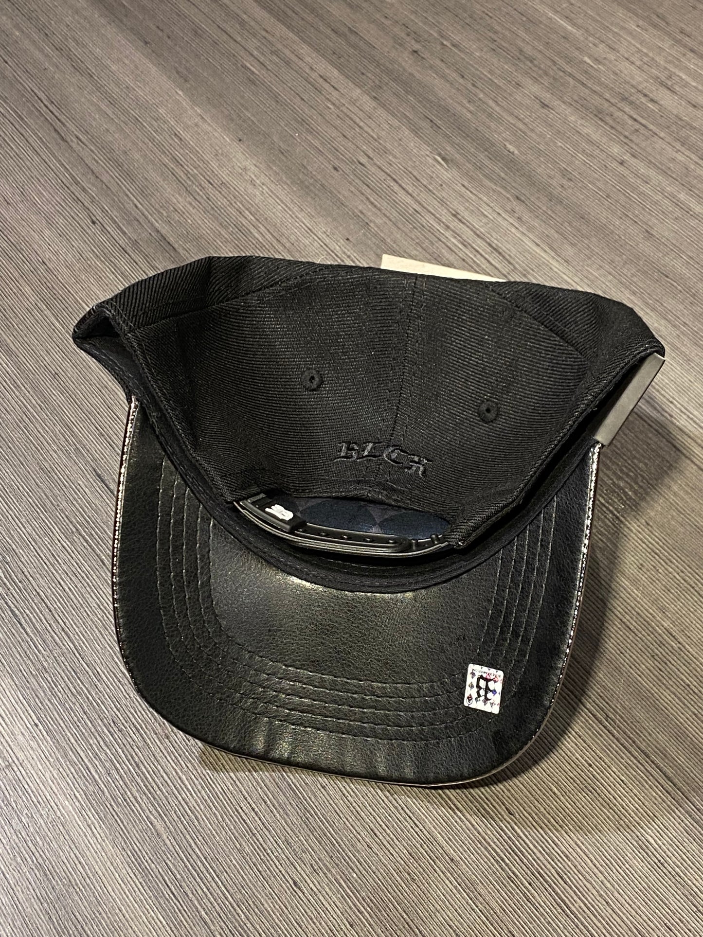 Boné Snapback Preto Follow Reflex Chumbo