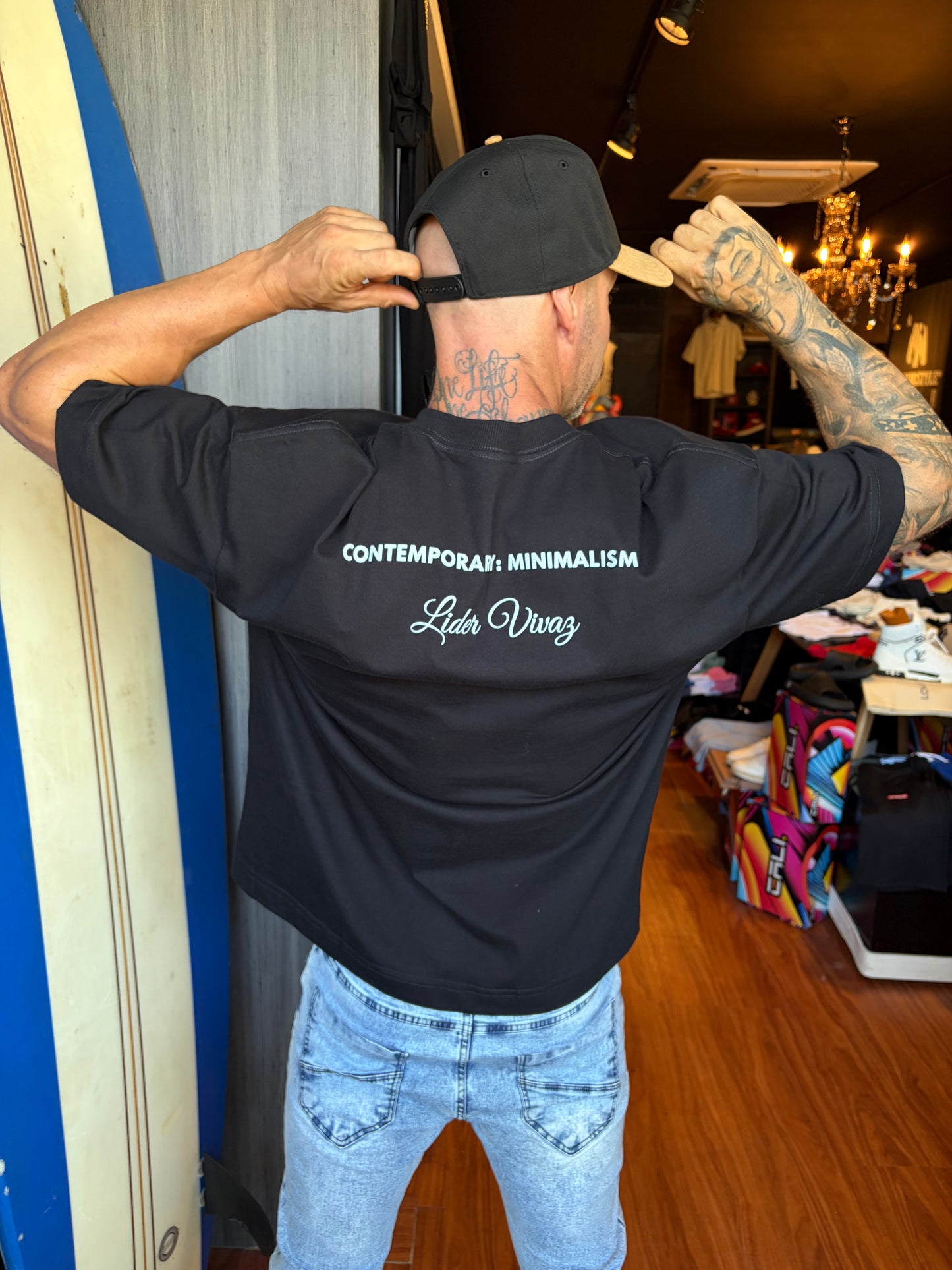 Camiseta Oversized LV Minimalism Black