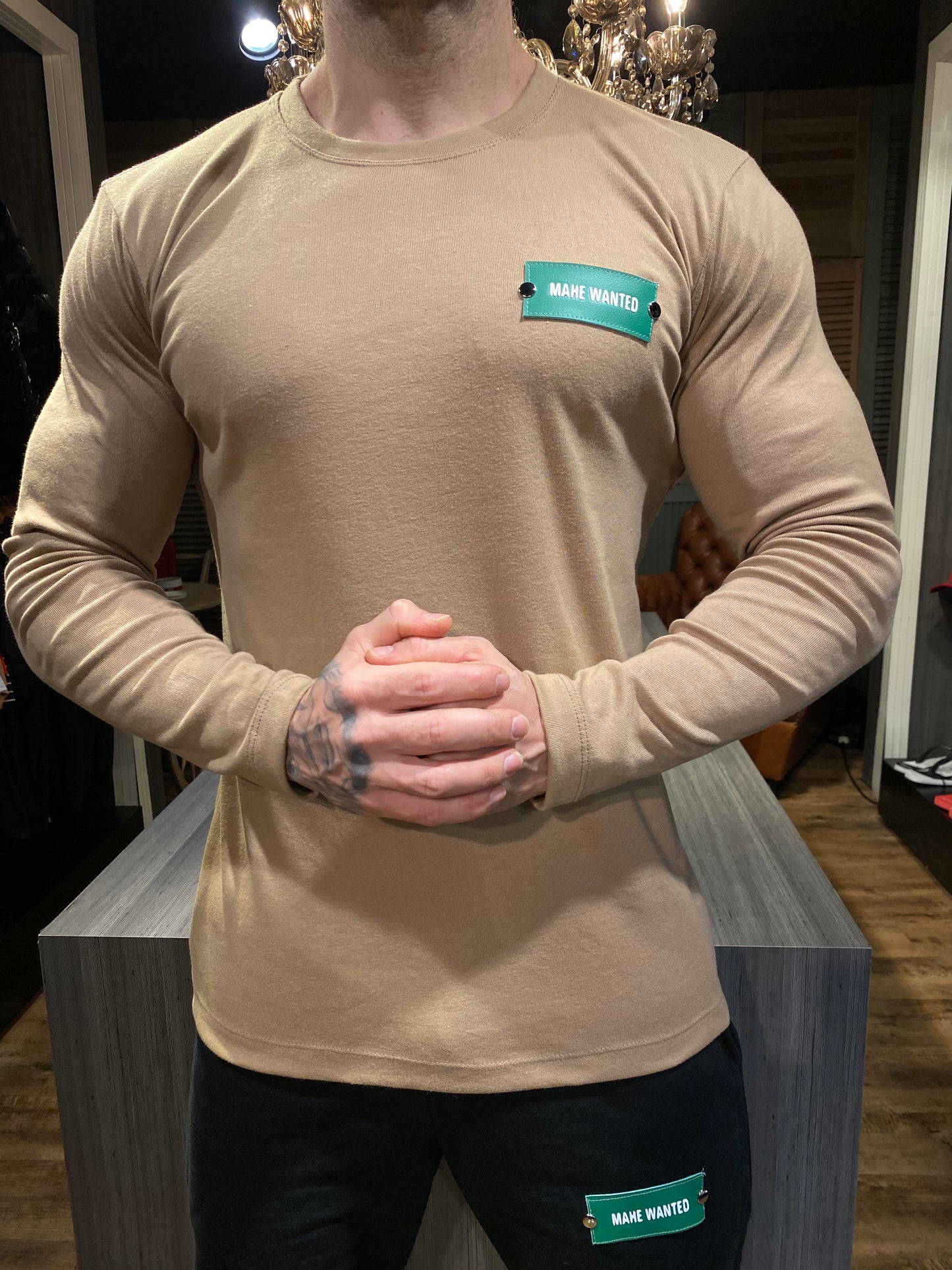 Camiseta Mahe Manga Longa Monâco Caramelo