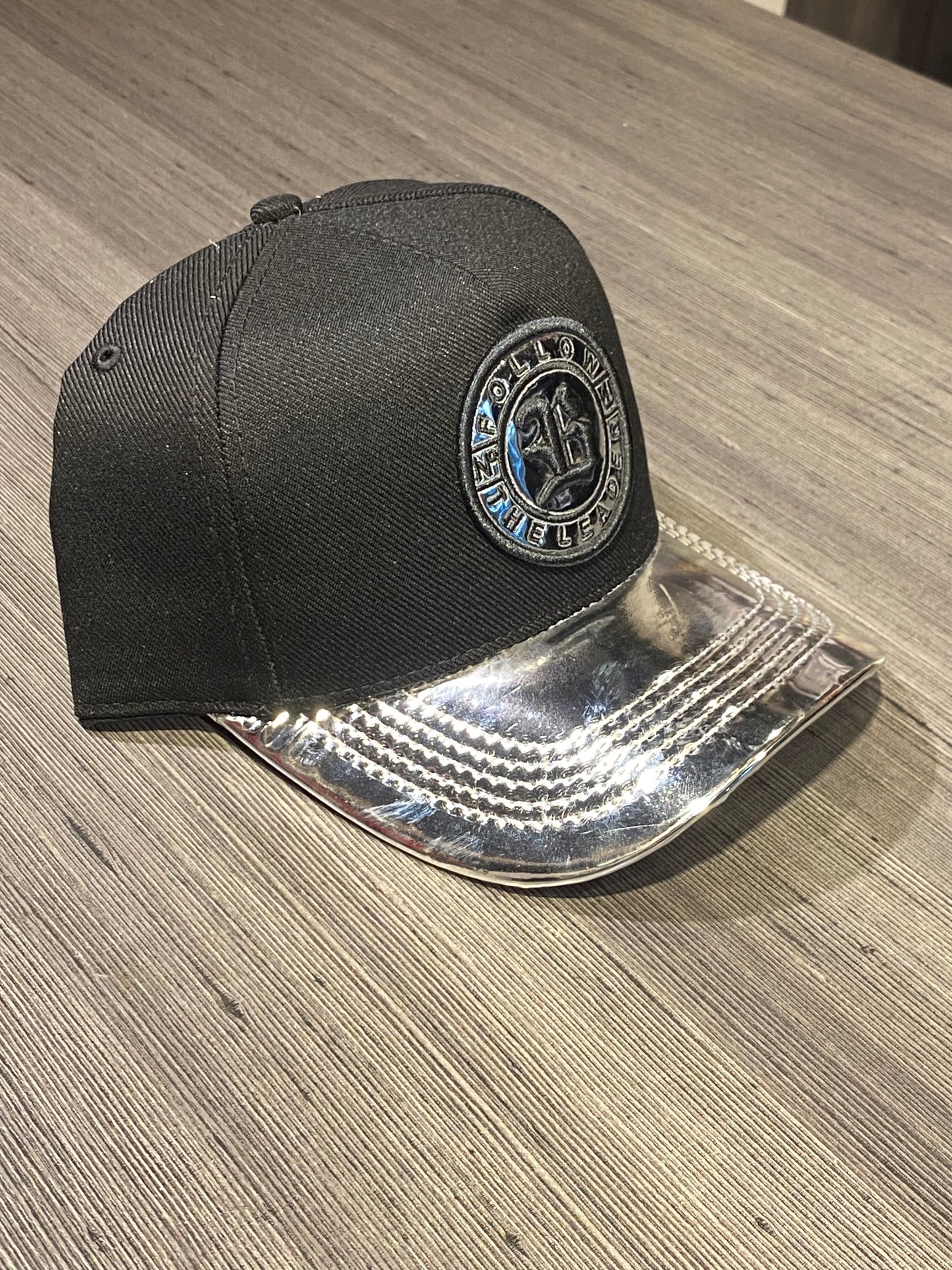 Boné Snapback Preto Follow Reflex Silver