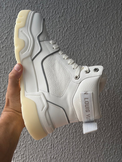 Tênis LV Luxuy importado Cano Alto Branco ( Sob encomenda)