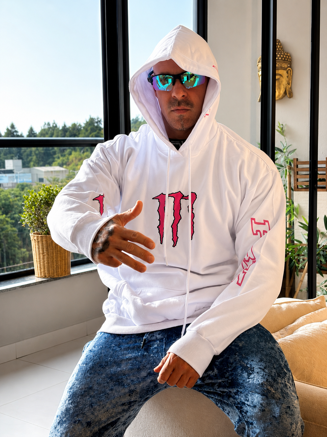 Moletom Monster Fox Oversized White Pink