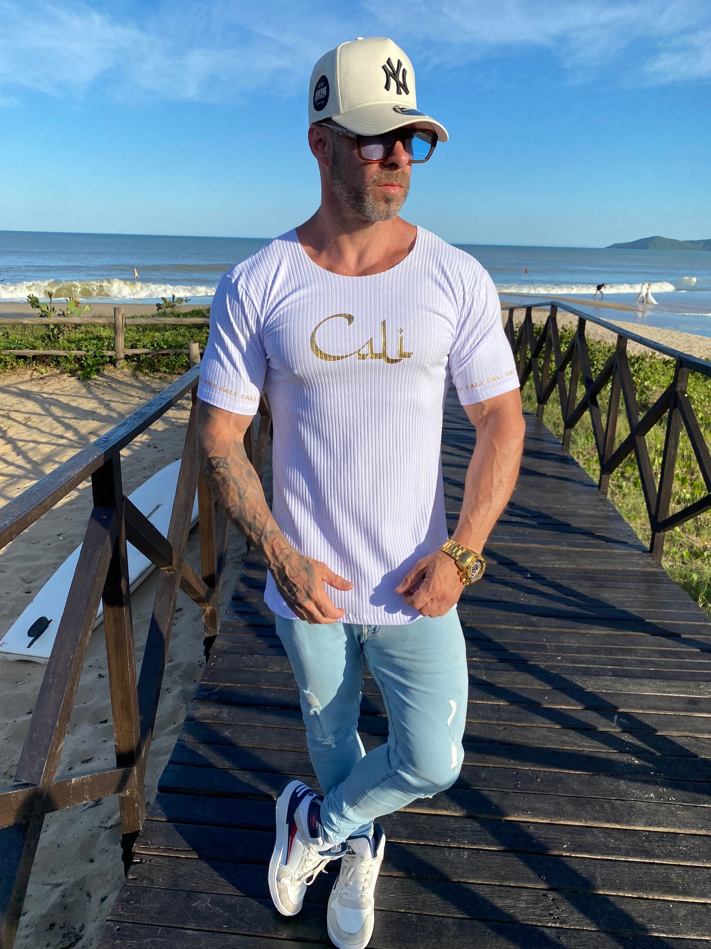 Camiseta Cali Canelada White Gold Árabe