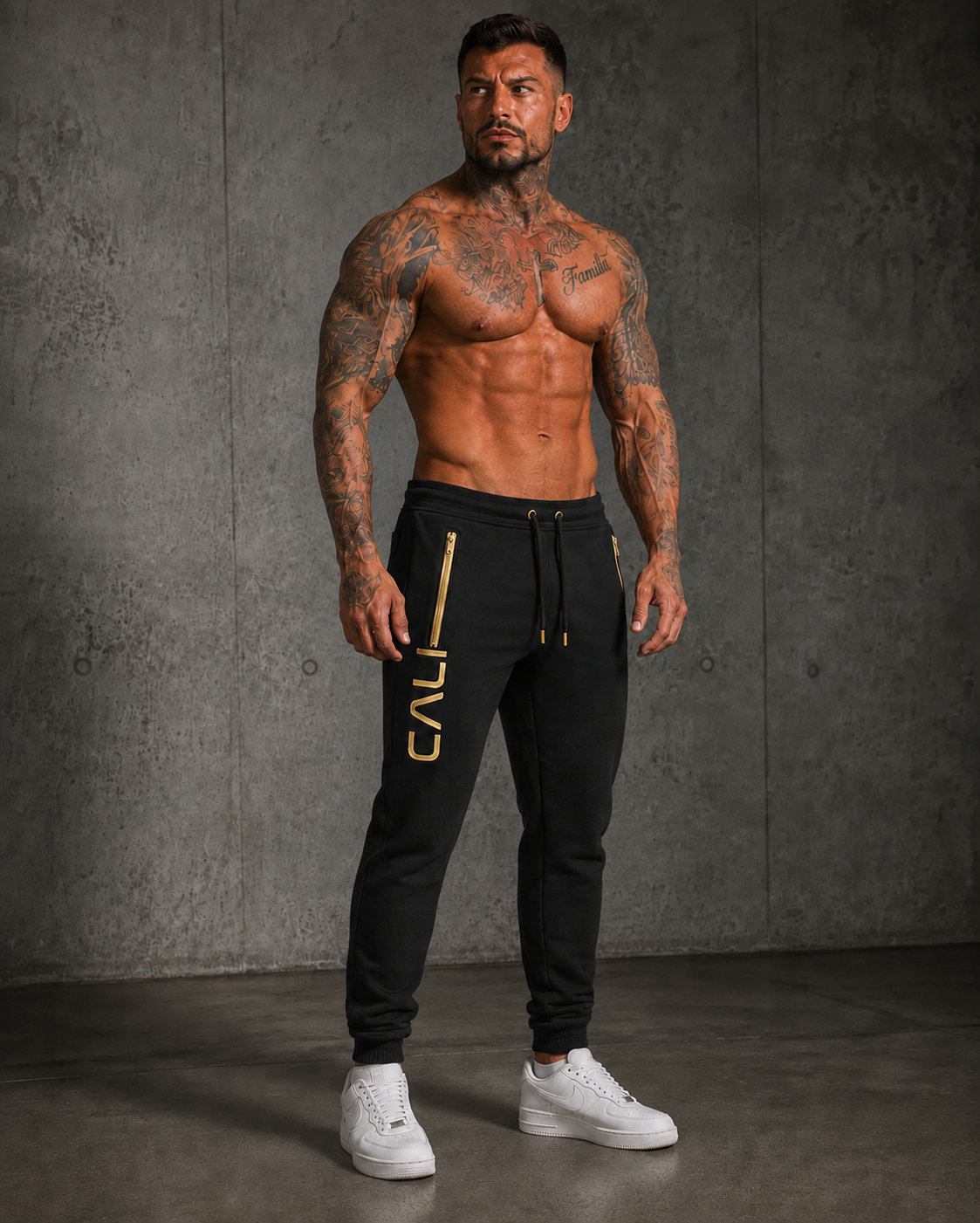 Calça Cali skinny preta com zíper dourado - foto 5 de 11