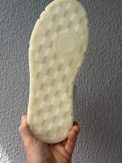Tênis LV Luxuy importado Cano Alto Branco ( Sob encomenda)