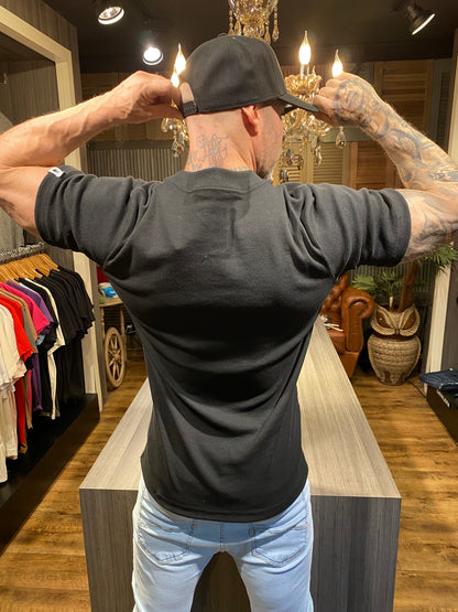 Camiseta Calmô Black Canelada