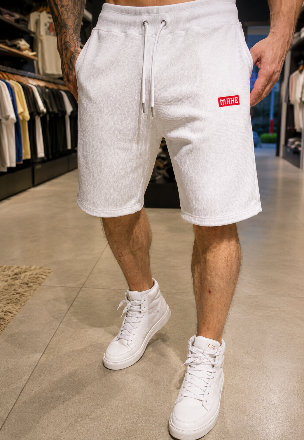 Bermuda Mahe White Red