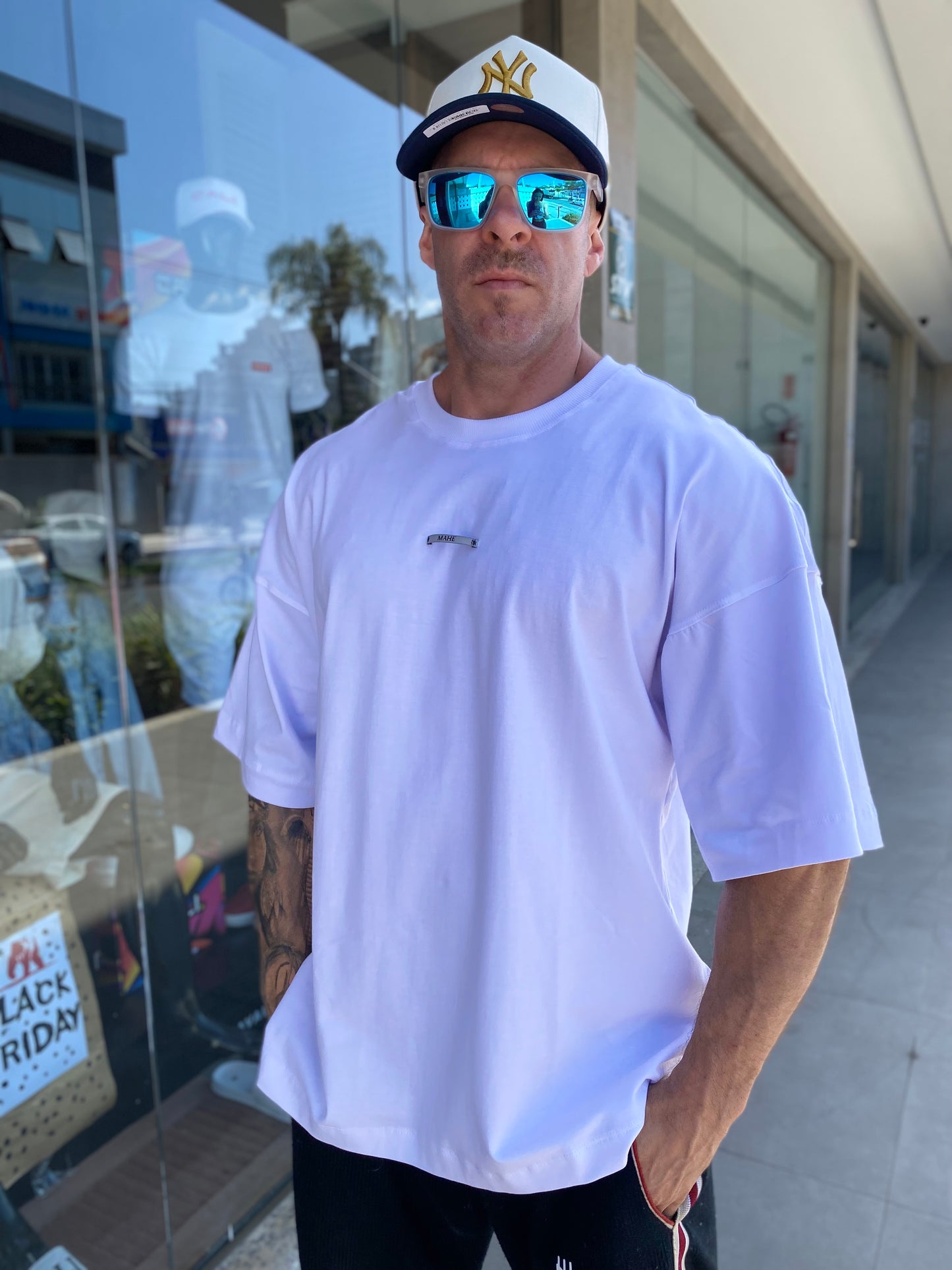 Camiseta Mahe Over Spray Paint White