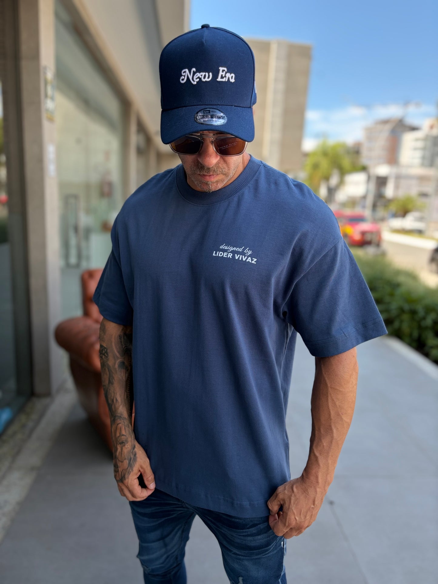 Camiseta Oversized LV Minimalism Blue