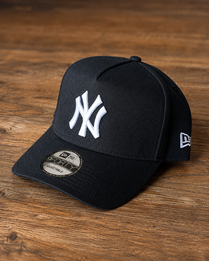 Boné New Era NY Preto Branco