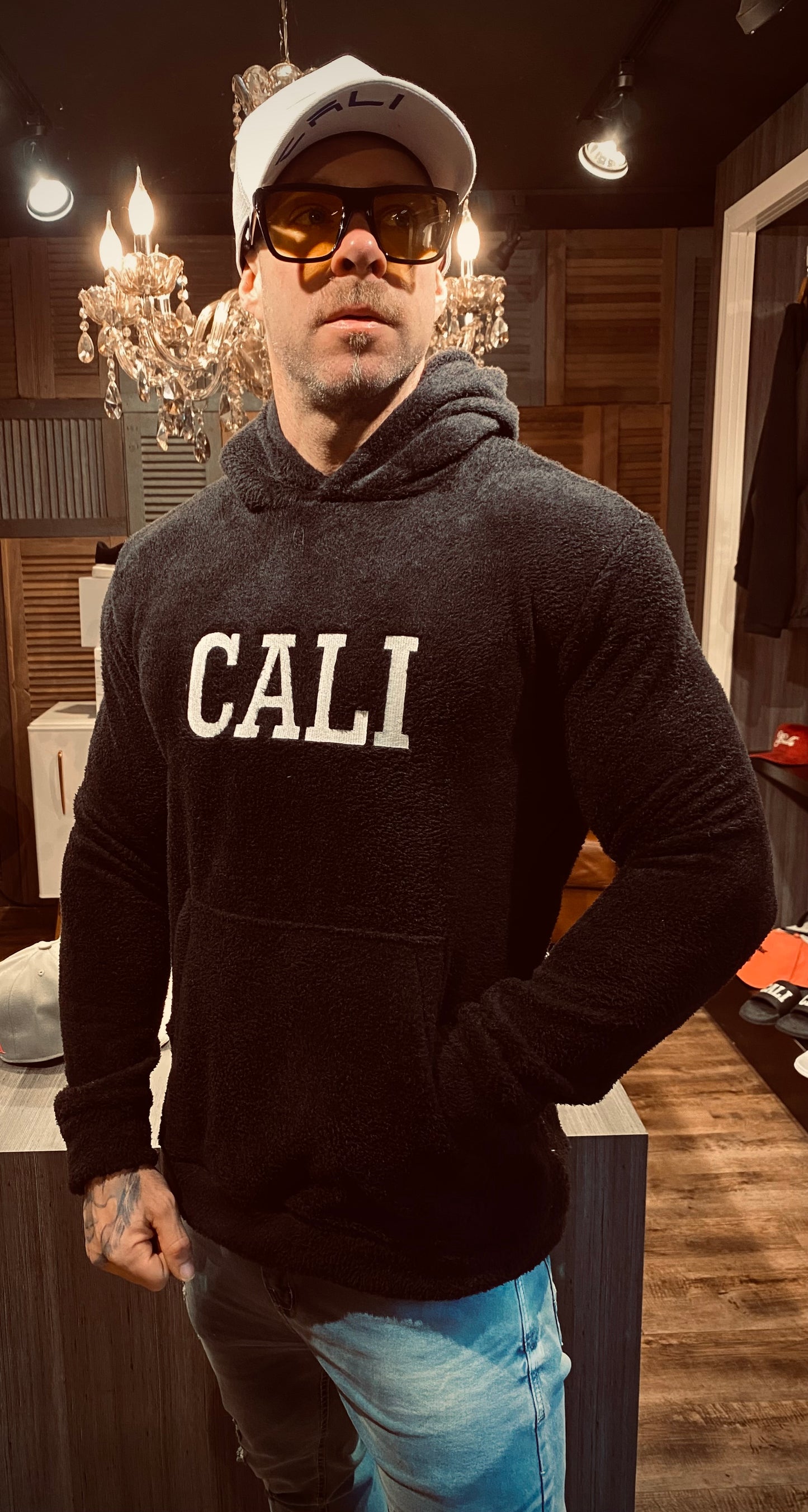 Moletom Cali Black Pelúcia