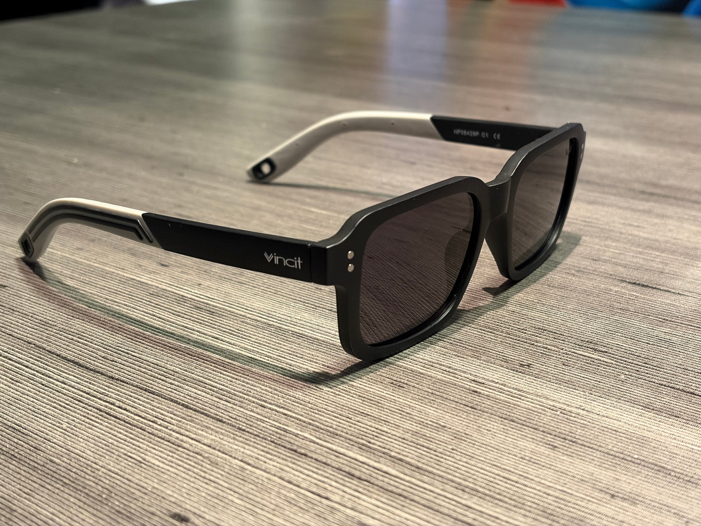 Óculos de Sol Vincit Black Grey Fosco