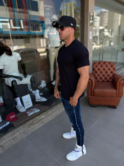 Camiseta LV Semi Long Slim Black