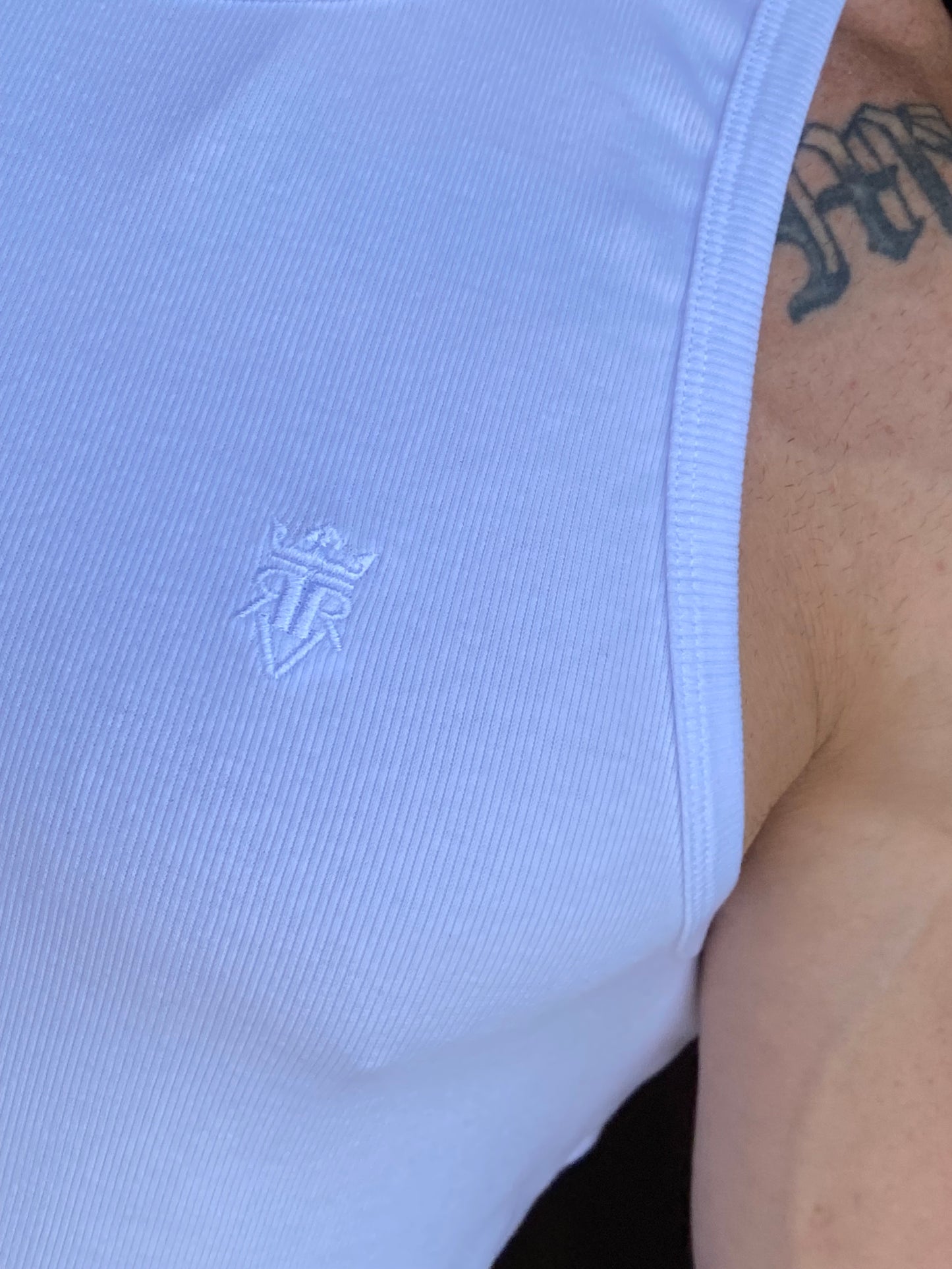 Regata White Celebrate