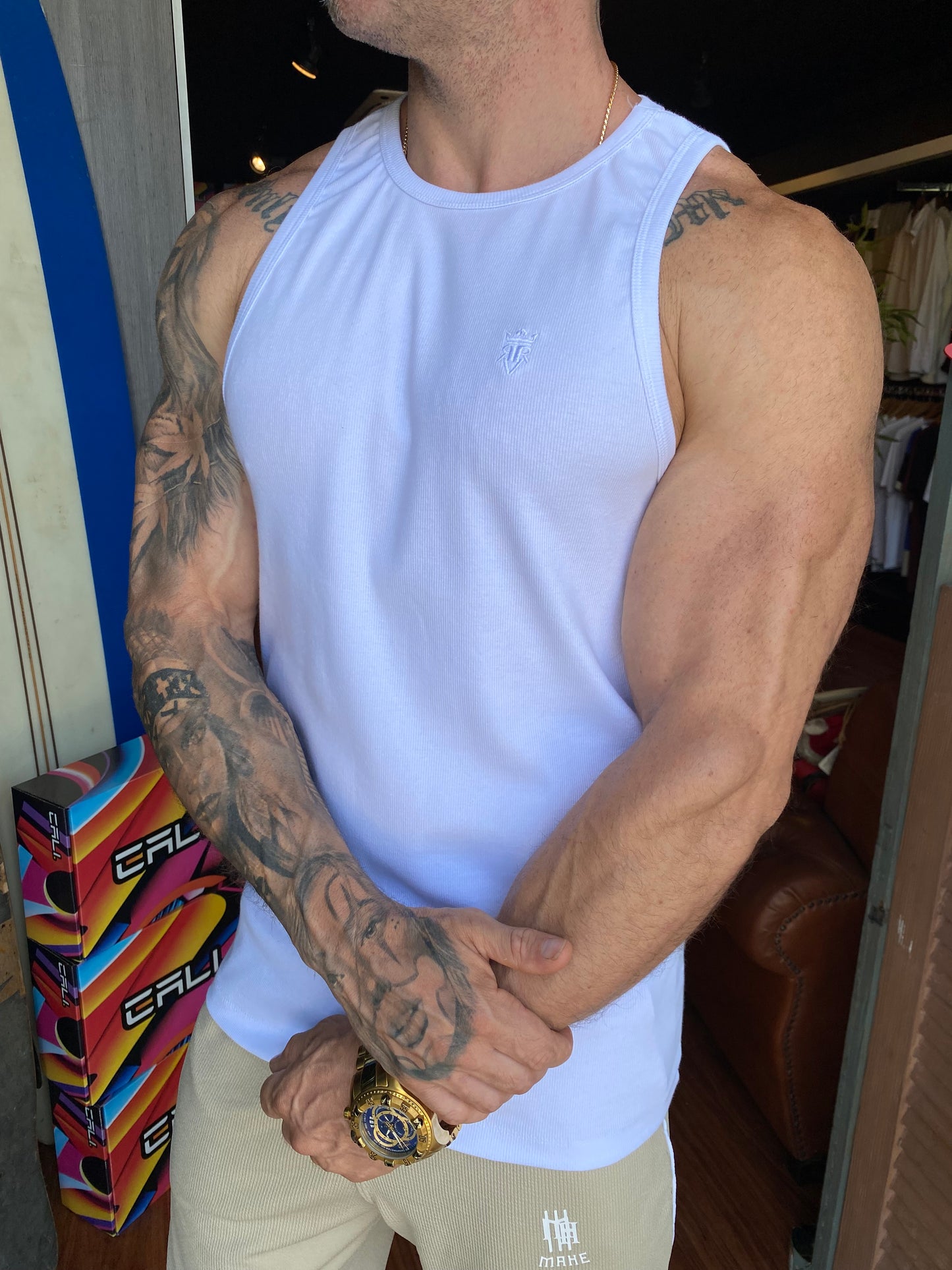 Regata White Celebrate