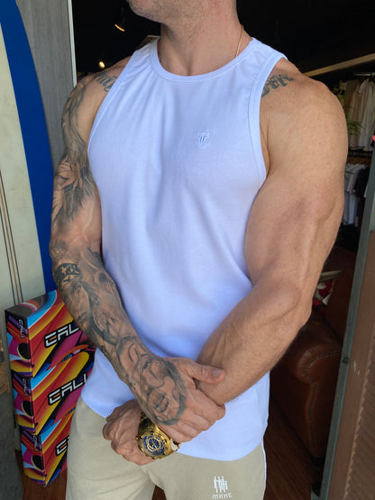 Regata White Celebrate