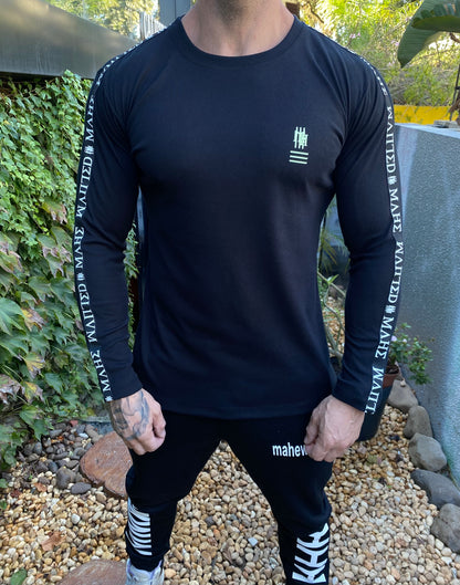 Camiseta Mahe Manga Longa Mônaco Black