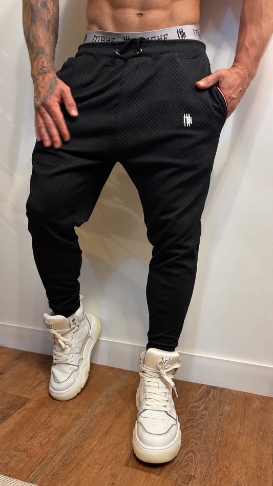 Calça Mahe Skinny Preta lista Red