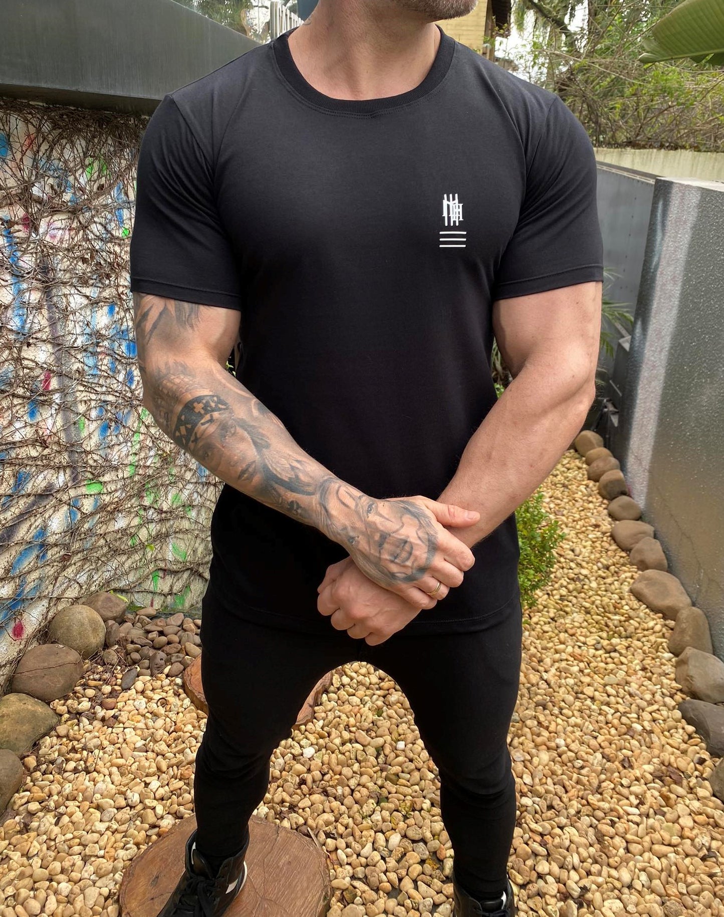 Camiseta Black Line