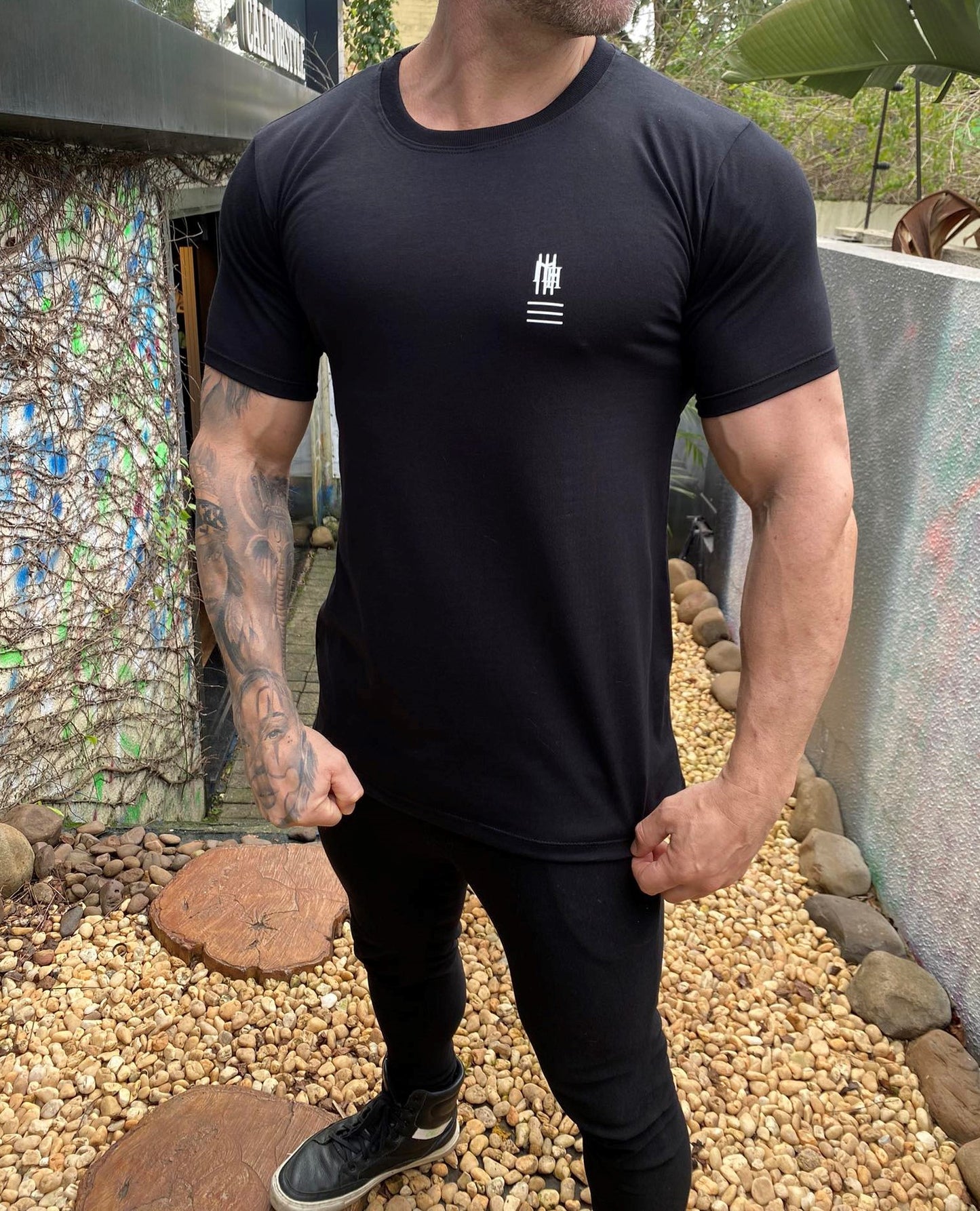 Camiseta Black Line