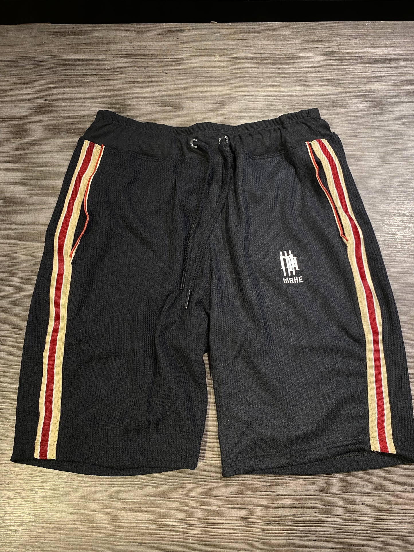 Bermuda Mahe Roland Garros Preta