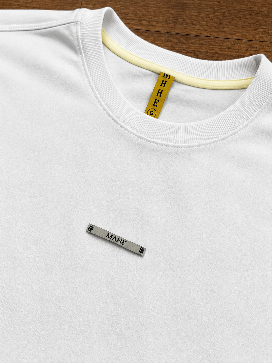 Camiseta Mahe Over Spray Paint White