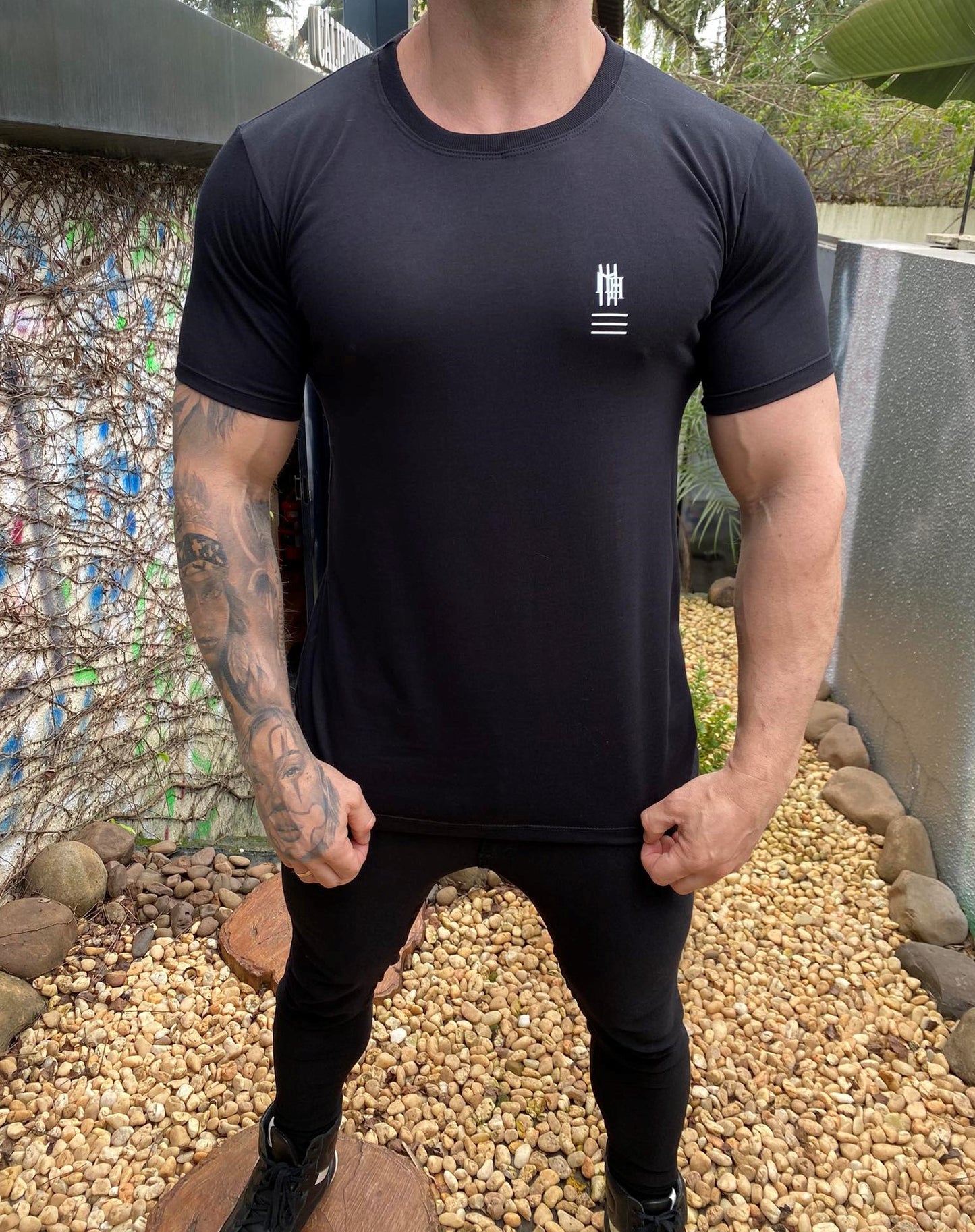 Camiseta Black Line
