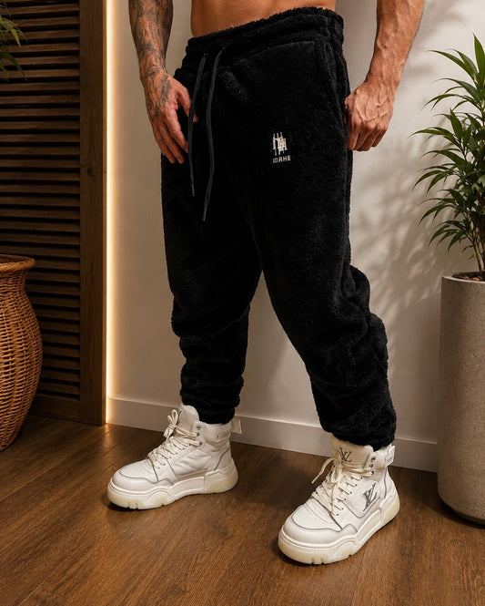 Calça Mahe Peluciada Preta