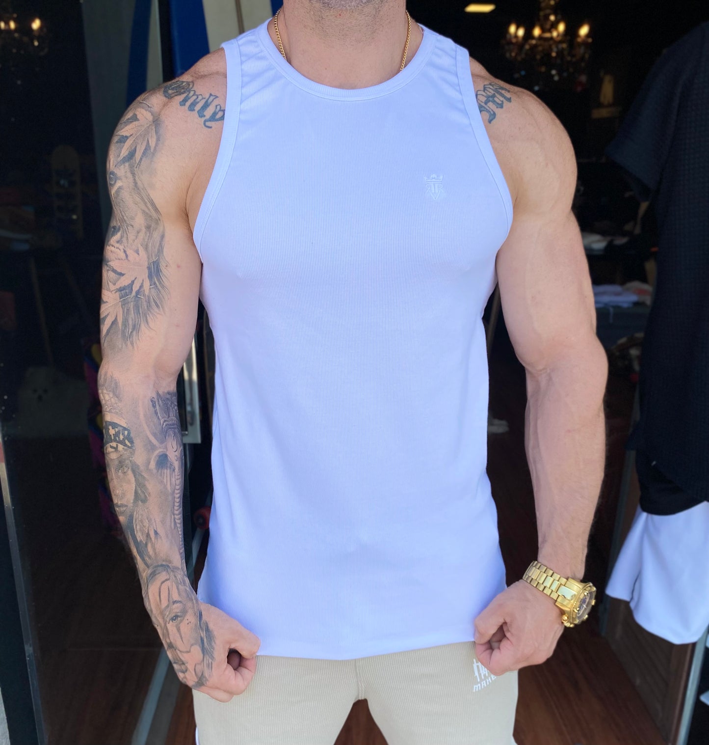 Regata White Celebrate