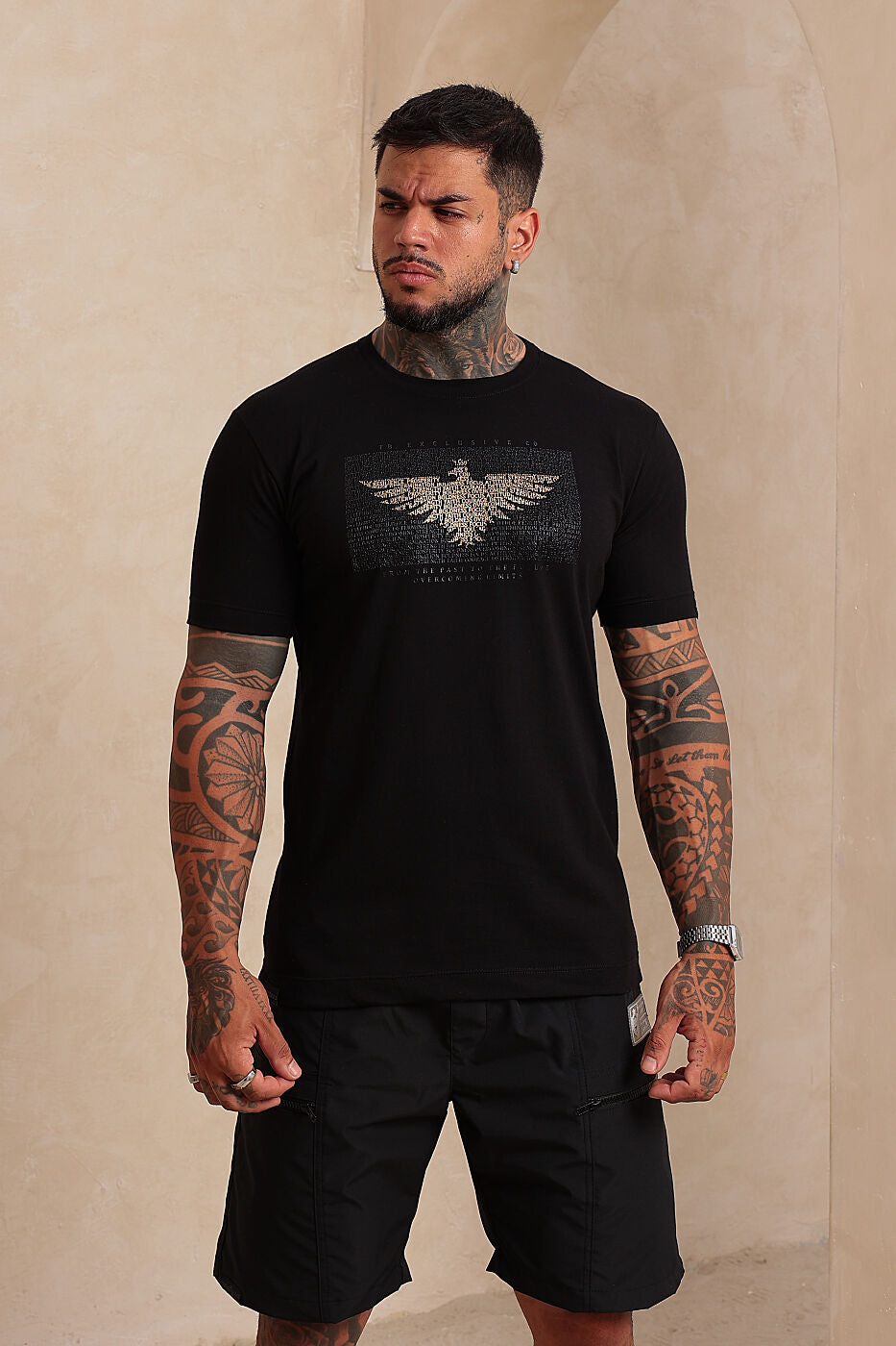 Camiseta Slim Águia Leatters Preta