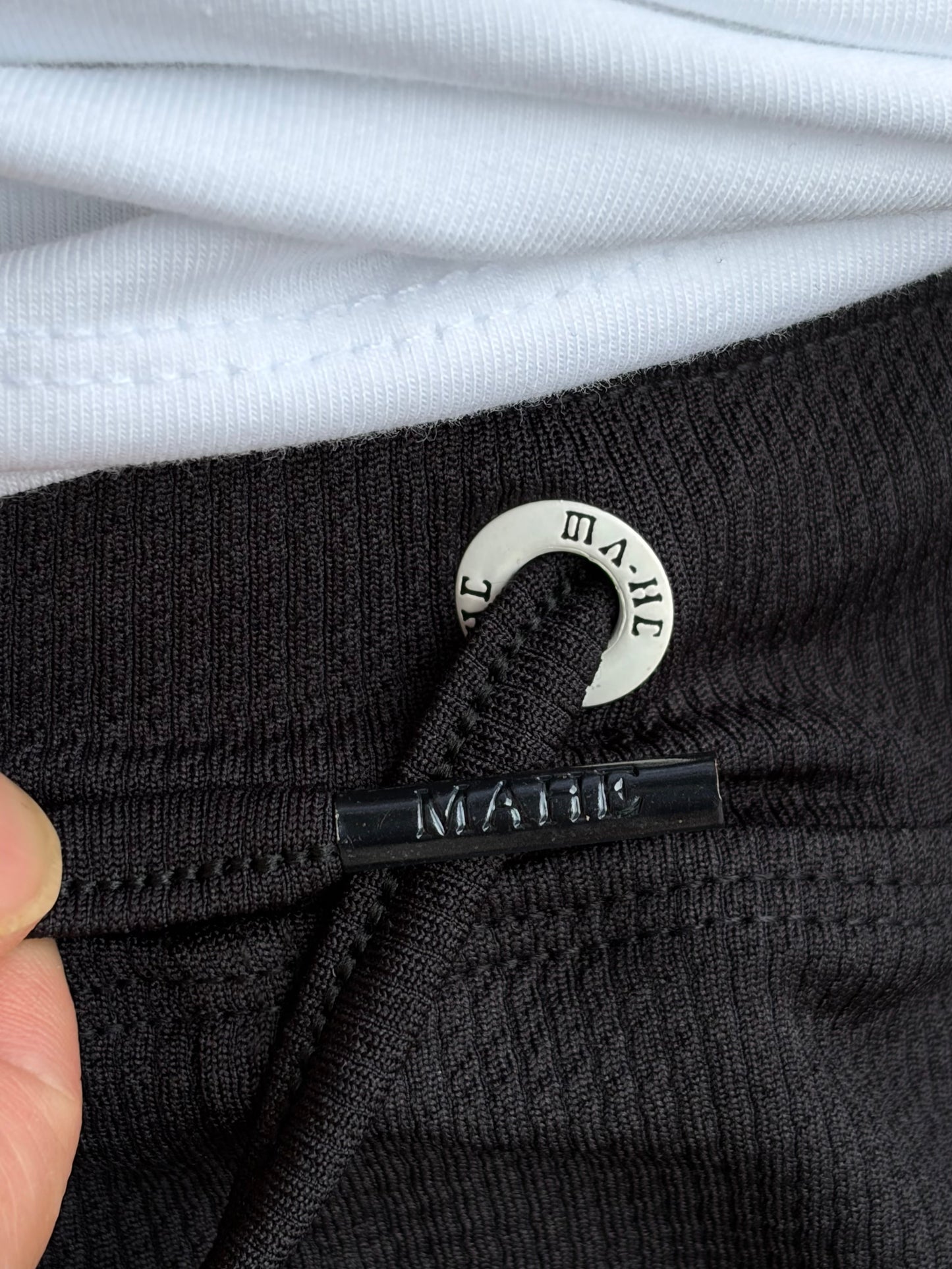 Calça Mahe Skinny Preta Canelada