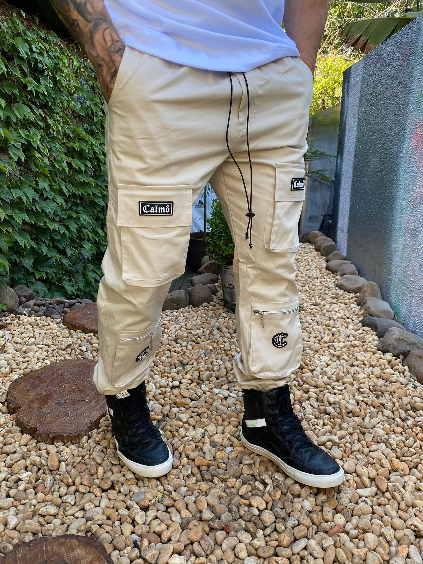 Calça Cargo Bege