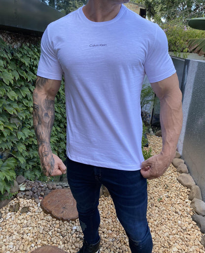 Camiseta Calvin Klein Flamê Branco